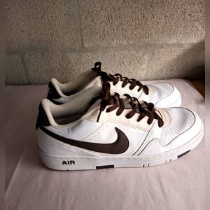 Nike Men's White and Brown Sneakers